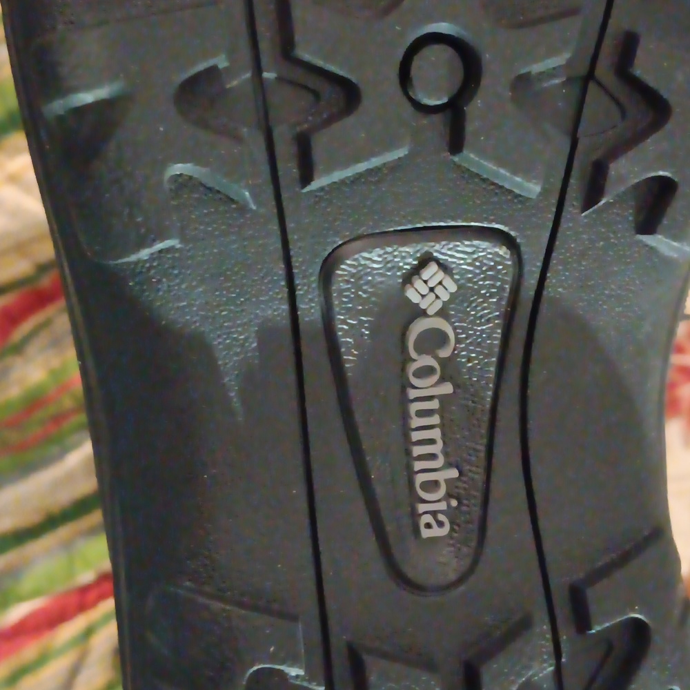 COLUMBIA QUILTED INSULATED SNOW Boots CLASSIC - Picture 2 of 6